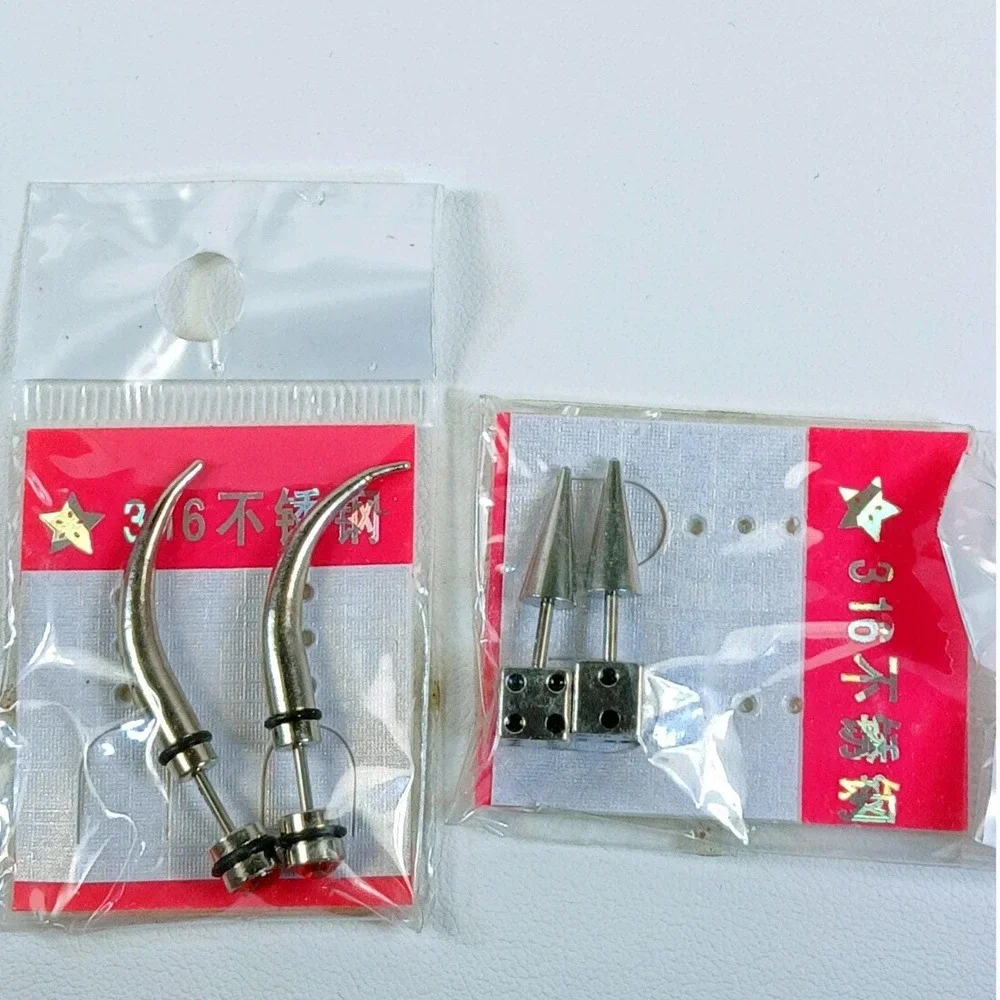 Vintage Surgical Steel 18G Earring Set Ruby Red Horn Spike‎ Dice Deadstock New